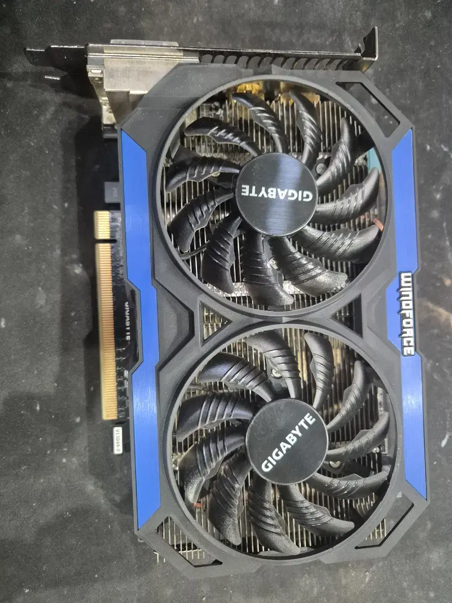 기가바이트 gtx960 2g 판매합니다